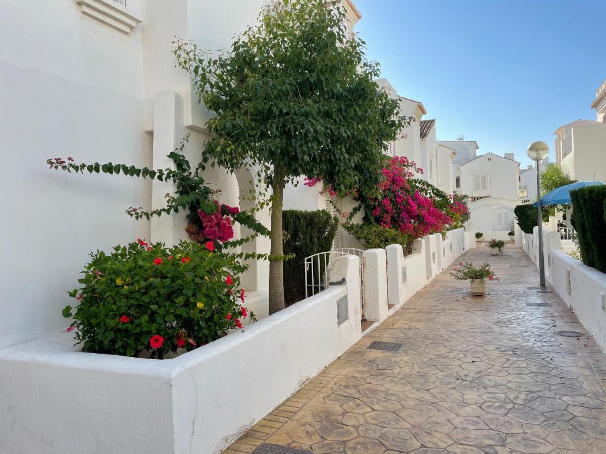 Vera La Medina Apartamento Con Terraza Privada Bagian luar foto